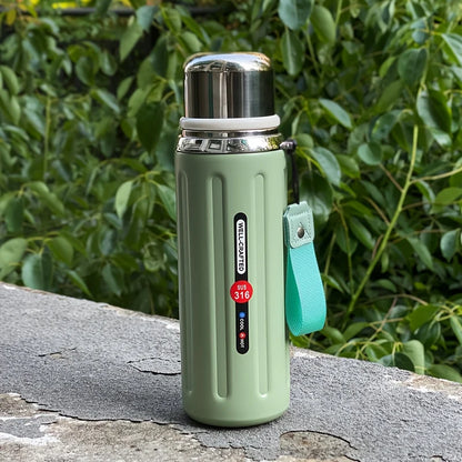316 Stainless Steel Insulated Water Bottle – Double-Wall Vacuum Flask with Leak-Proof Flip-Top Lid & Strap